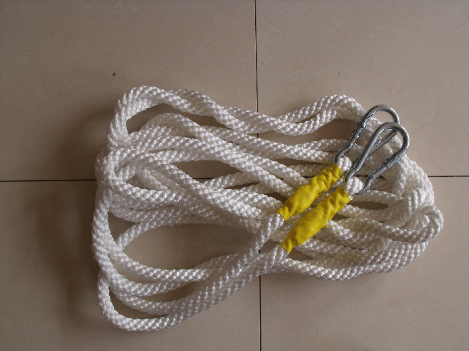 雙鉤滌綸絞制繩